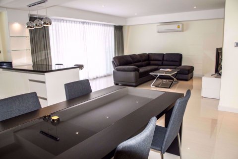 Condominio de 1 dormitorio en Bang Rak, Bangkok, Tailandia № 76147 - foto 3