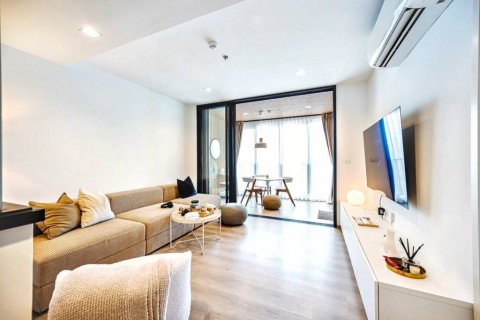 Condominio de 2 dormitorios en Chatuchak, Bangkok, Tailandia № 126747