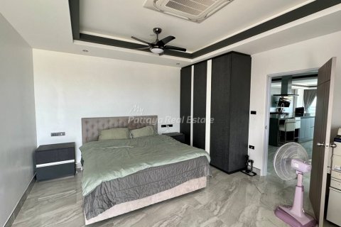 Condominio de 3 dormitorios en Pattaya, Tailandia № 125717 - foto 11