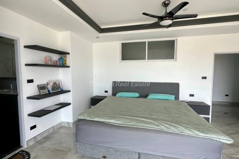 Condominio de 3 dormitorios en Pattaya, Tailandia № 125717 - foto 8
