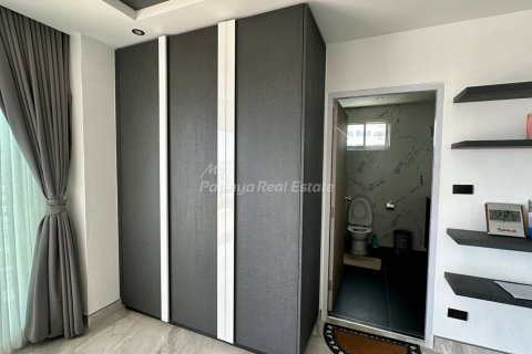 Condominio de 3 dormitorios en Pattaya, Tailandia № 125717 - foto 18