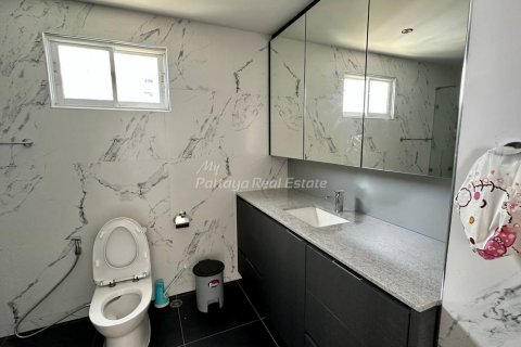 Condominio de 3 dormitorios en Pattaya, Tailandia № 125717 - foto 19