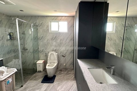 Condominio de 3 dormitorios en Pattaya, Tailandia № 125717 - foto 10