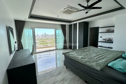 Condominio de 3 dormitorios en Pattaya, Tailandia № 125717 - foto 7