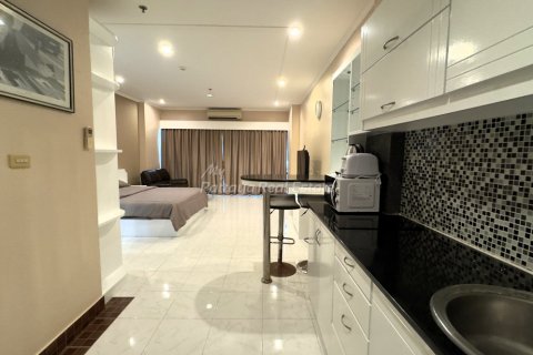 Studio in the Condo in Pattaya, Thailand № 125716