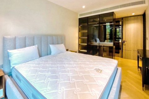 Condo in Bangkok, Thailand, 2 bedrooms № 124705 - photo 5