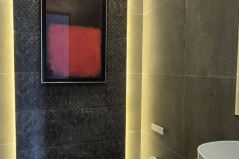 Casa de 4 dormitorios en Pattaya, Tailandia № 120581 - foto 19