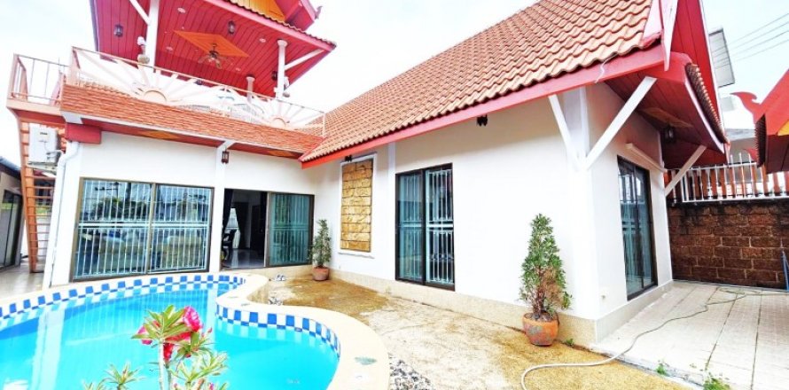 Casa de 3 dormitorios en Pattaya, Tailandia № 120579