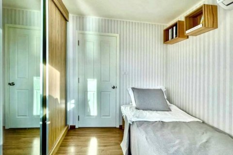 Condominio de 2 dormitorios en Bangkok, Tailandia № 132898 - foto 9