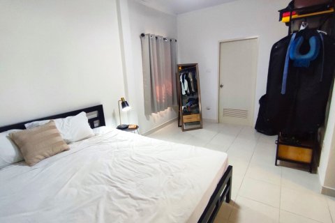 Casa de 4 dormitorios en Pattaya, Tailandia № 81347 - foto 24
