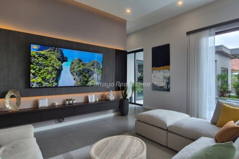 Casa de 4 dormitorios en Bang Lamung, Tailandia № 123468 - foto 9
