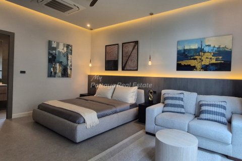 Casa de 4 dormitorios en Bang Lamung, Tailandia № 123468 - foto 10