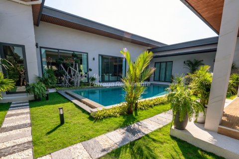 Maison à Bang Lamung, Thaïlande 4 chambres № 123468