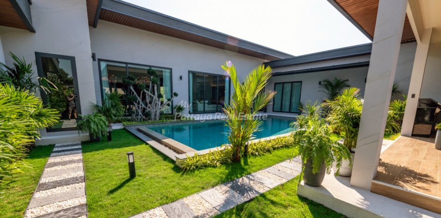 Casa de 4 dormitorios en Bang Lamung, Tailandia № 123468