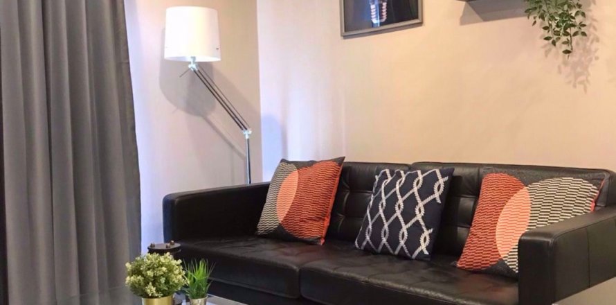 Condominio de 2 dormitorios en Bangkok, Tailandia en Rhythm Sukhumvit 36-38  № 77745