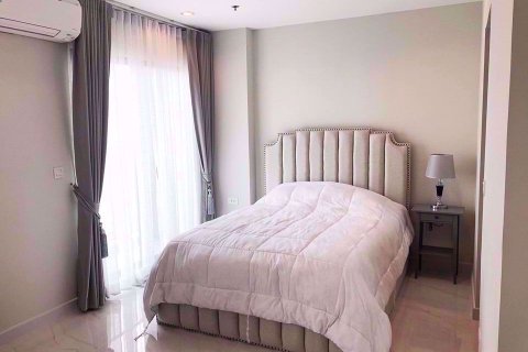 Condominio de 3 dormitorios en Watthana, Bangkok, Tailandia № 77104 - foto 13