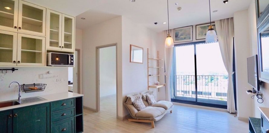 Condominio de 2 dormitorios en Huai Khwang, Bangkok, Tailandia № 77125