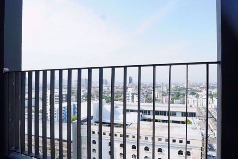 Condominio de 2 dormitorios en Huai Khwang, Bangkok, Tailandia № 77125 - foto 11