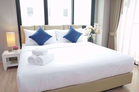 Condominio de 1 dormitorio en Watthana, Bangkok, Tailandia № 77124 - foto 6