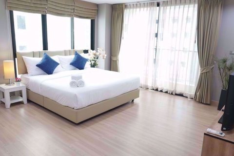 Condominio de 1 dormitorio en Watthana, Bangkok, Tailandia № 77124 - foto 5