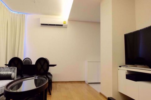 Condominio de 2 dormitorios en Watthana, Bangkok, Tailandia № 77106 - foto 2
