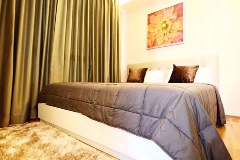 Condominio de 2 dormitorios en Watthana, Bangkok, Tailandia № 77107 - foto 8