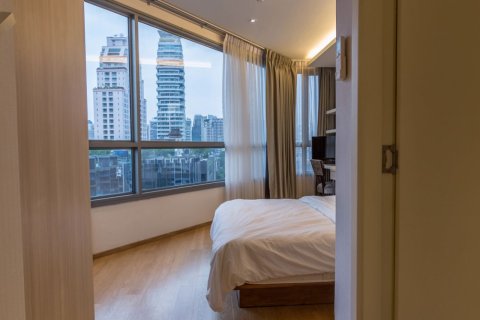 Condominio de 2 dormitorios en Watthana, Bangkok, Tailandia № 77105 - foto 13
