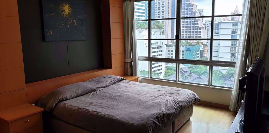 Condominio de 2 dormitorios en Khlong Toei, Bangkok, Tailandia № 77123