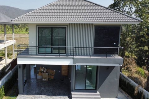 Casa de 3 dormitorios en Chiang Mai, Tailandia № 125927 - foto 2