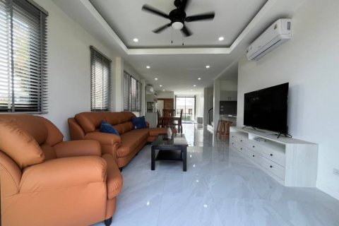 Casa de 3 dormitorios en Chiang Mai, Tailandia № 125927 - foto 4