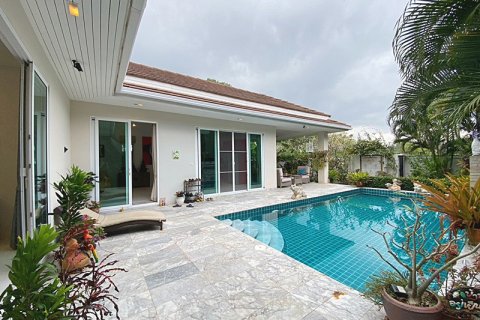 Casa de 3 dormitorios en Hua Hin, Tailandia № 125447 - foto 14