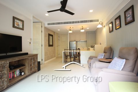 Condo in Hua Hin, Thailand, 1 bedroom  № 125532 - photo 8