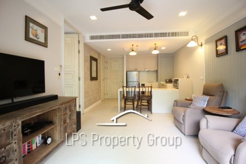 Condo in Hua Hin, Thailand, 1 bedroom  № 125532 - photo 7
