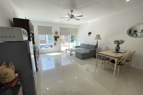 Casa de 2 dormitorios en Hua Hin, Tailandia № 125530 - foto 3
