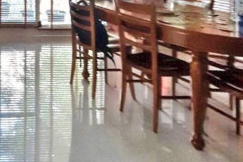 Casa de 5 dormitorios en Bang Na, Bangkok, Tailandia № 132908 - foto 3