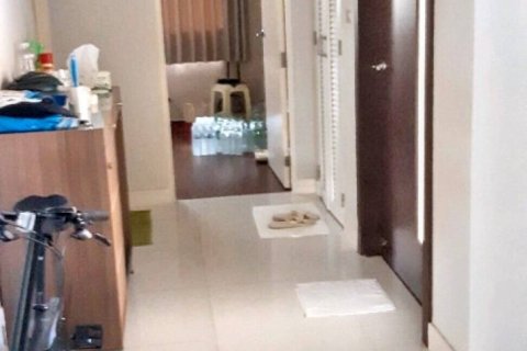 Casa de 5 dormitorios en Bang Na, Bangkok, Tailandia № 132908 - foto 8