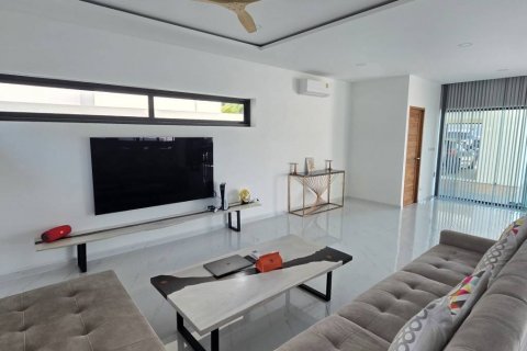 Chalet de 3 dormitorios en Surat Thani, Tailandia № 126603 - foto 3
