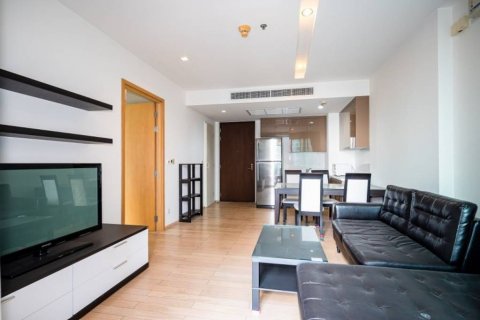 Condominio de 1 dormitorio en Khlong Toei, Bangkok, Tailandia № 126604 - foto 2