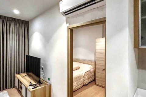 Condominio de 1 dormitorio en Chatuchak, Bangkok, Tailandia № 126599 - foto 2