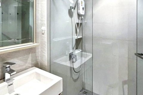 Condominio de 1 dormitorio en Chatuchak, Bangkok, Tailandia № 126599 - foto 4