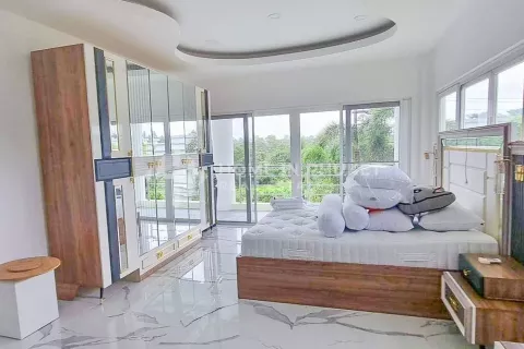 Casa de 3 dormitorios en Rawai, Tailandia № 131235 - foto 13