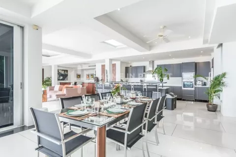 Casa de 5 dormitorios en Phuket, Tailandia № 131229 - foto 14