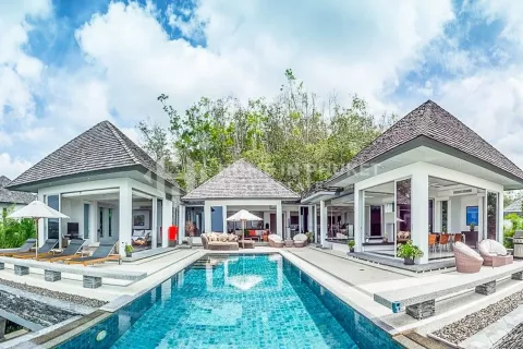 Casa de 5 dormitorios en Phuket, Tailandia № 131229 - foto 2