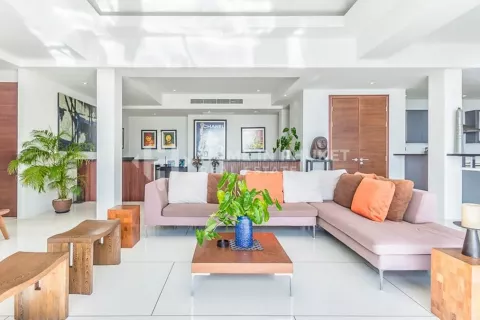 Casa de 5 dormitorios en Phuket, Tailandia № 131229 - foto 10