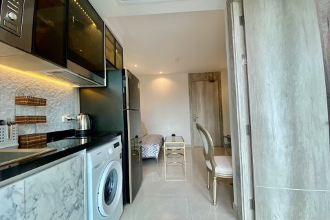 Apartamento de 1 dormitorio en Pattaya, Tailandia № 101494 - foto 12
