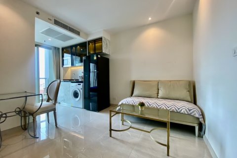 Apartamento de 1 dormitorio en Pattaya, Tailandia № 101494 - foto 2