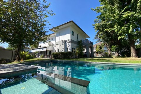 Casa de 5 dormitorios en Chiang Mai, Tailandia № 82997