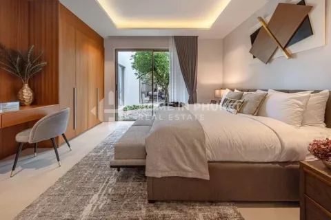 Haus in Phuket, Thailand 4 Schlafzimmer № 131427 - Foto 14