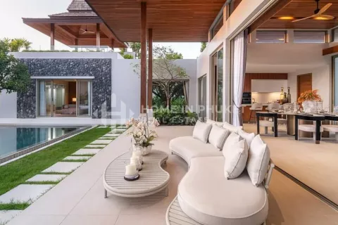 Haus in Phuket, Thailand 4 Schlafzimmer № 131427 - Foto 16