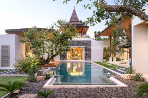 Haus in Phuket, Thailand 4 Schlafzimmer № 131427 - Foto 2